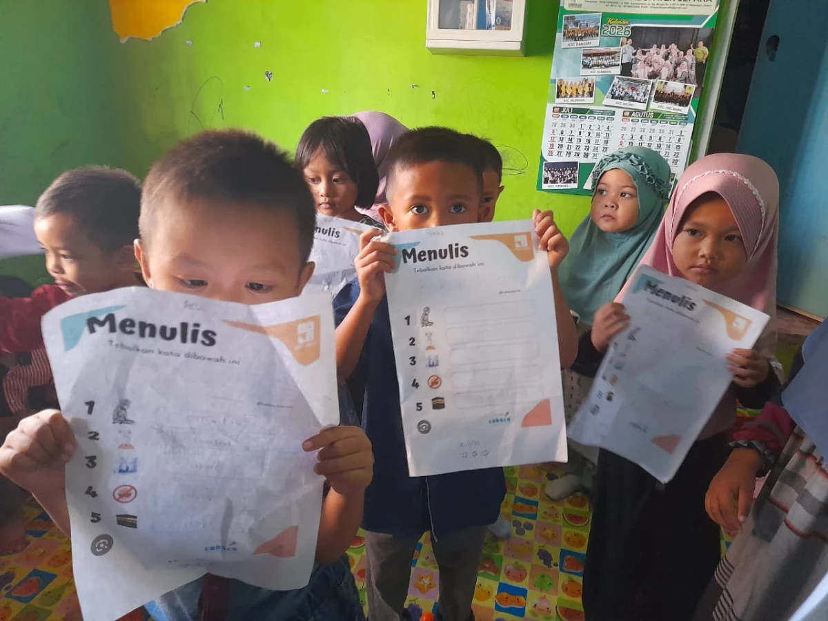 Kegiatan Belajar Mengajar Pos PAUD Nusa Jaya Indah 
