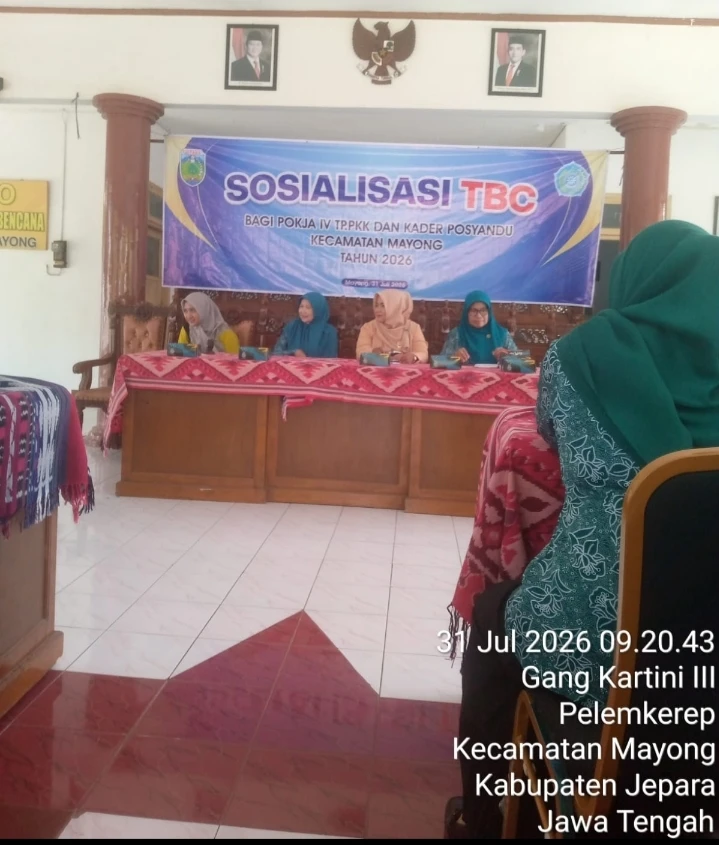 Ketua TP.PKK Desa, Kader Pokja IV dan Kader Posyandu Sekecamatan Mayong antusias mengikuti kegiatan Rakor dan Sosialiasi TBC.