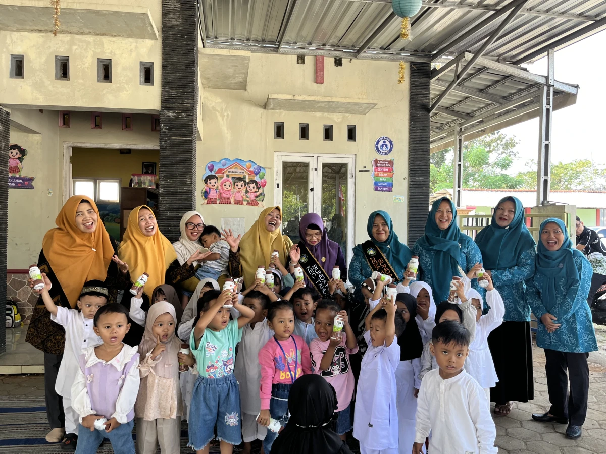 Bermain Belajar bersama anak Paud Kartini