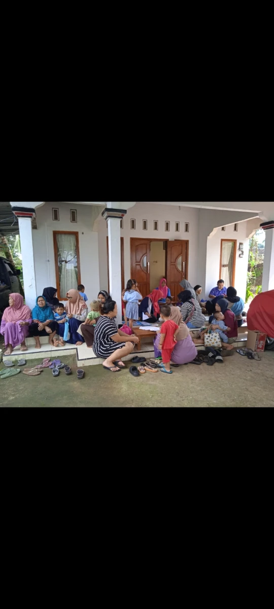 Pemberian pmt. Pemberianpenyuluhan. Pemberianimunisasi