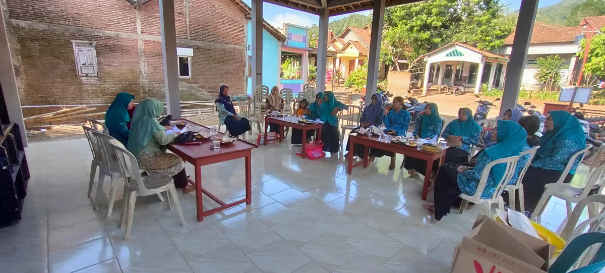 PEMBINAAN DAWIS RW 1 dan RW 2 DESA BANYUMANIS