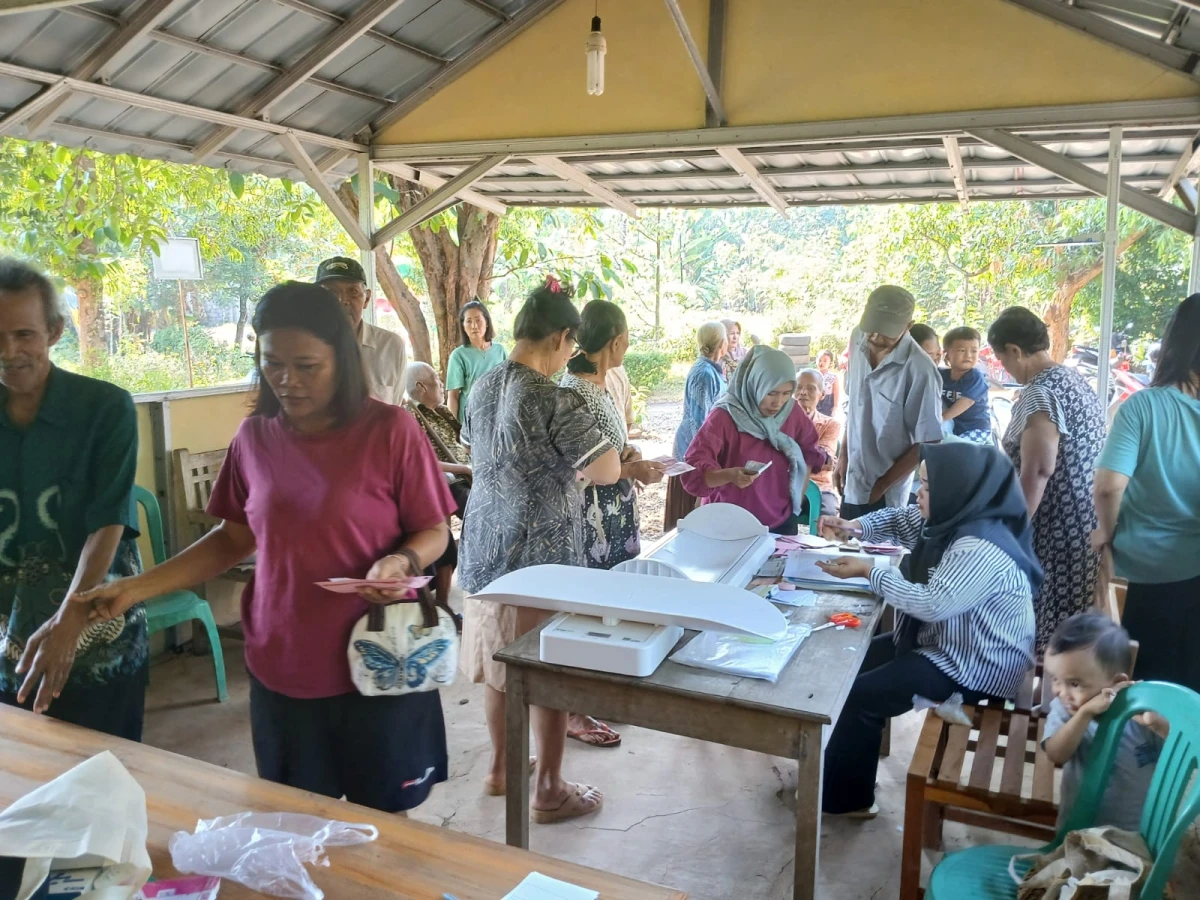 Posyandu Harapan 10 Desa Karanggondang Laksanakan Pelayanan Kesehatan Masyarakat, Senin 3 Agustus 2026