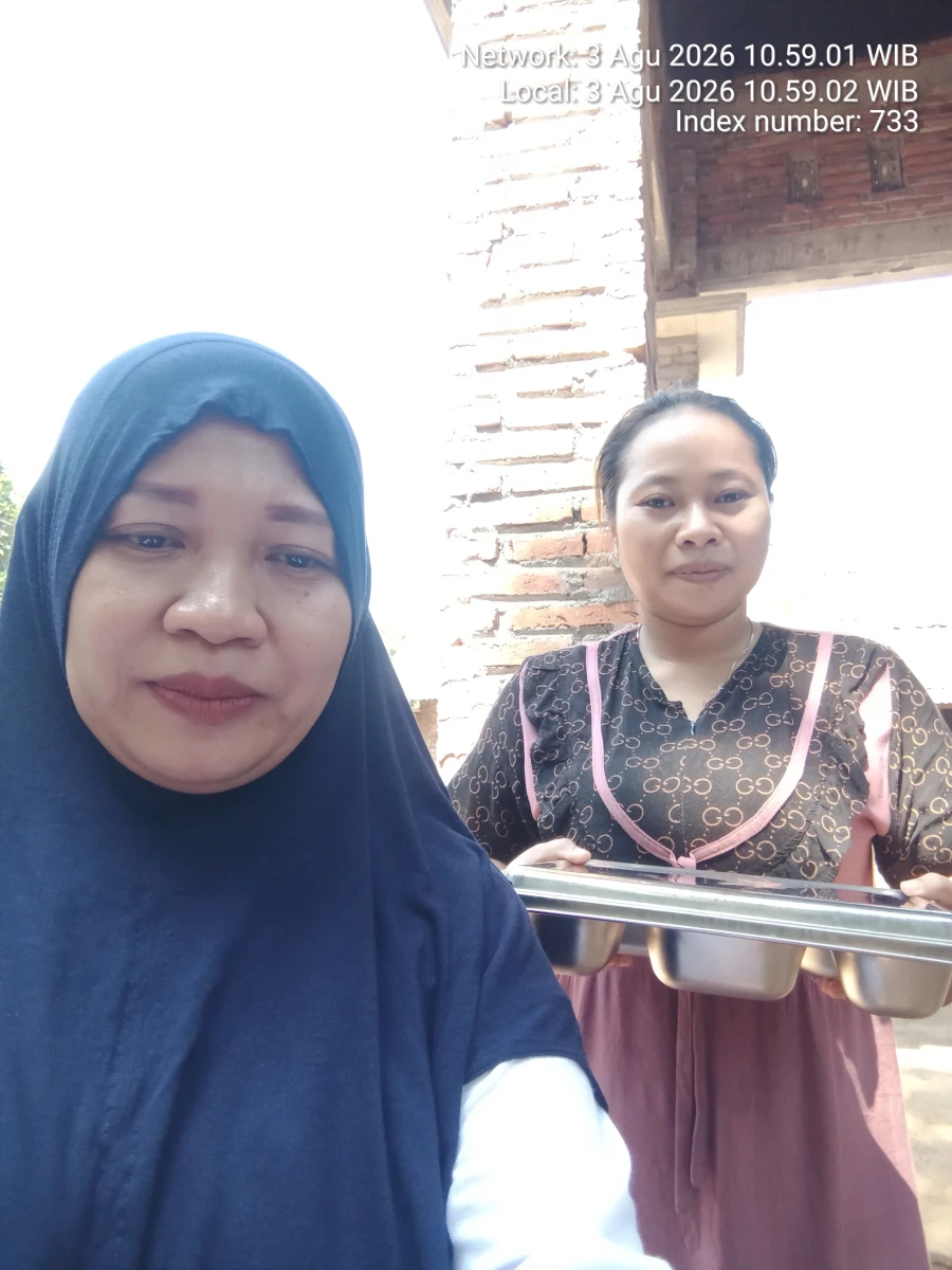PENDISTRIBUSIAN MBG 3B BAGI IBU MENTUSUI (BUSUI) POSYANDU CEMPAKA DESA SINGOROJO