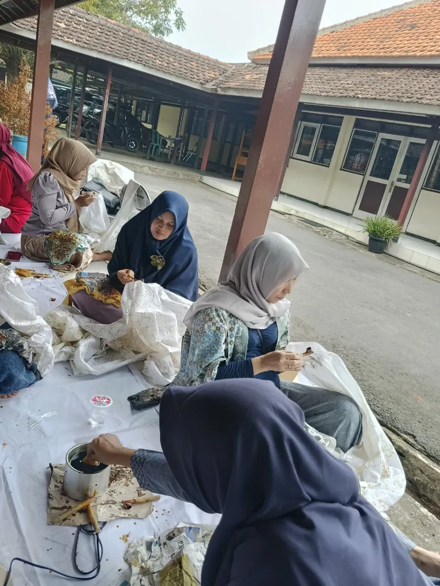 Pelatihan Membatik