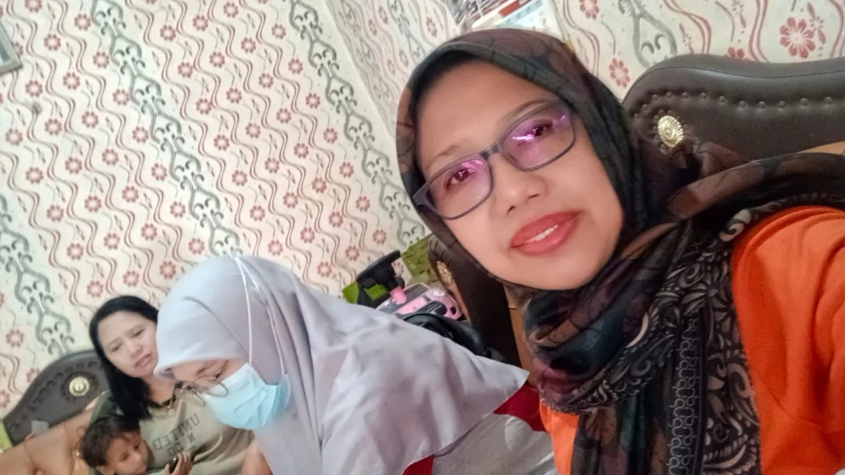 KUNJUNGAN BALITA GIZI BURUK ANAK NADIA 