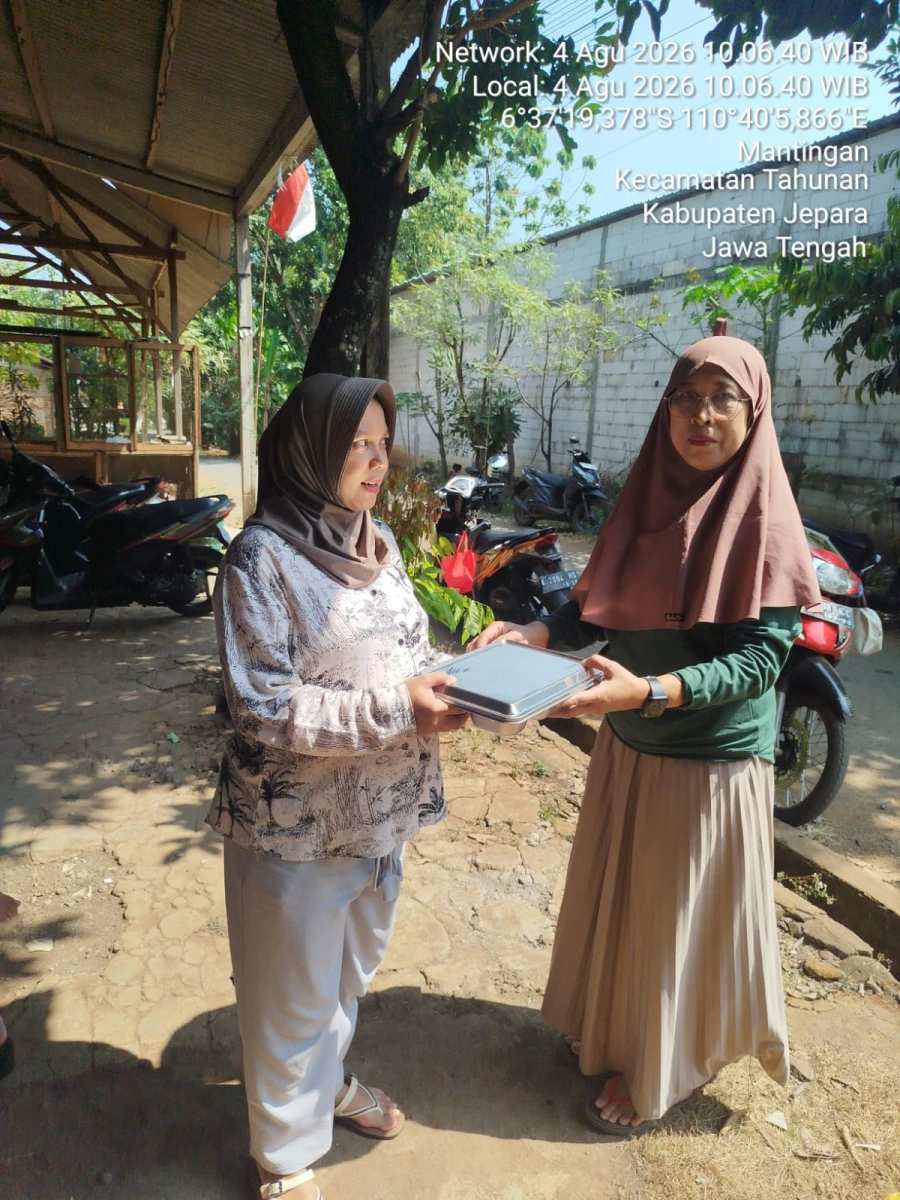 PEMBAGIAN MBG DI POS 5