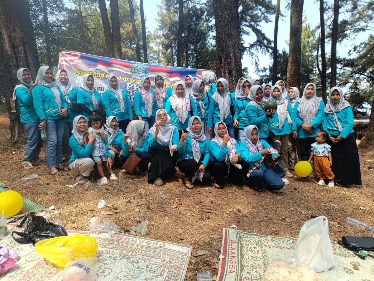 Rakor TP. PKK Desa Mindahan Kidul dan dilanjutkan Kemeriahan HUT RI