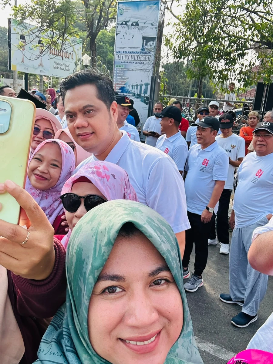 Launcing kartu guru sejahtera dan pencanangan HUT RI