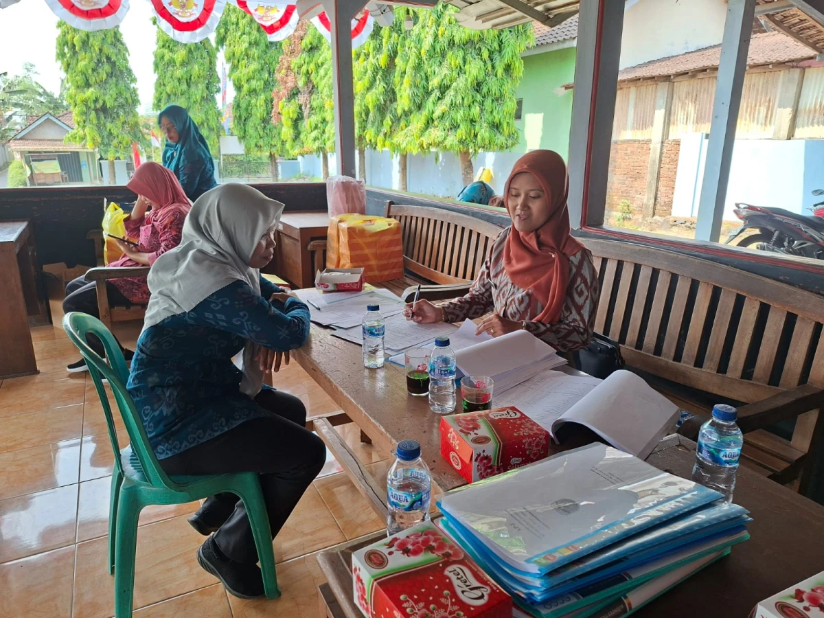 Monitoring dan Evaluasi Administrasi Pemerintah Desa serta LPJ TP. PKK Desa Singorojo Tahun 2026