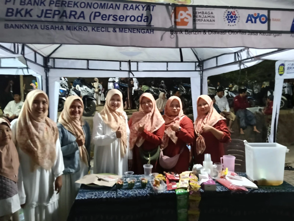 Jepara Bersholawat Jadi Momentum Promosi Produk Unggulan Buaran, Dekranasda Mayong Dukung UMKM Naik Kelas