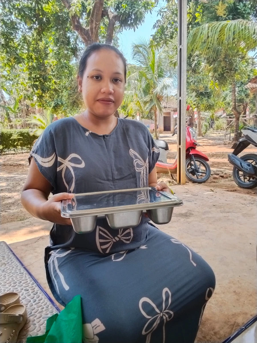Pemberian MBG bagi Ibu Hamil, Ibu Menyusui, dan Balita di RW 04 Desa Karanggondang sebagai Upaya Meningkatkan Status Gizi Masyarakat