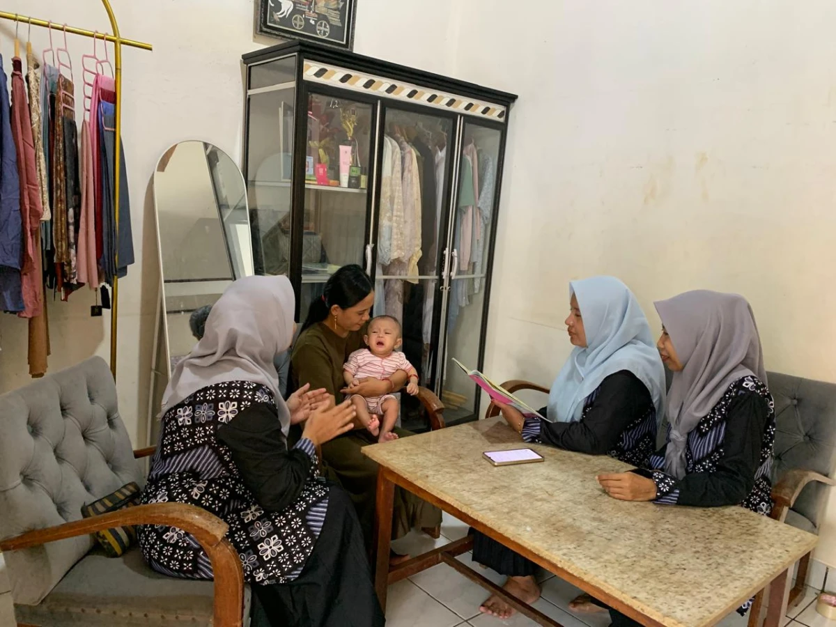 Pendampingan Balita kader posyandu Desa datar 