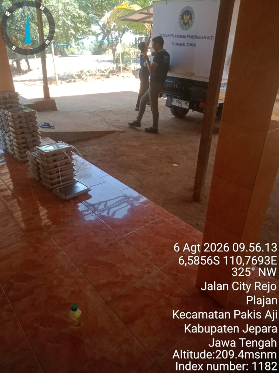 MAKANAN BERGIZI GRATIS