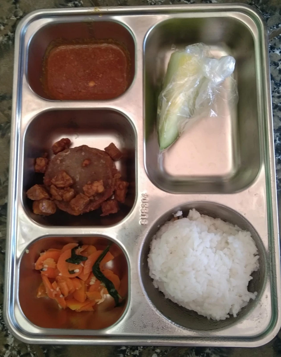MAKANAN BERGIZI GRATIS