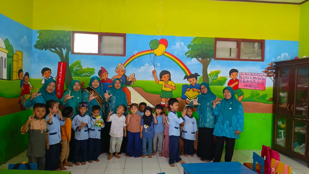 LITERASI PADA ANAK PAUD 