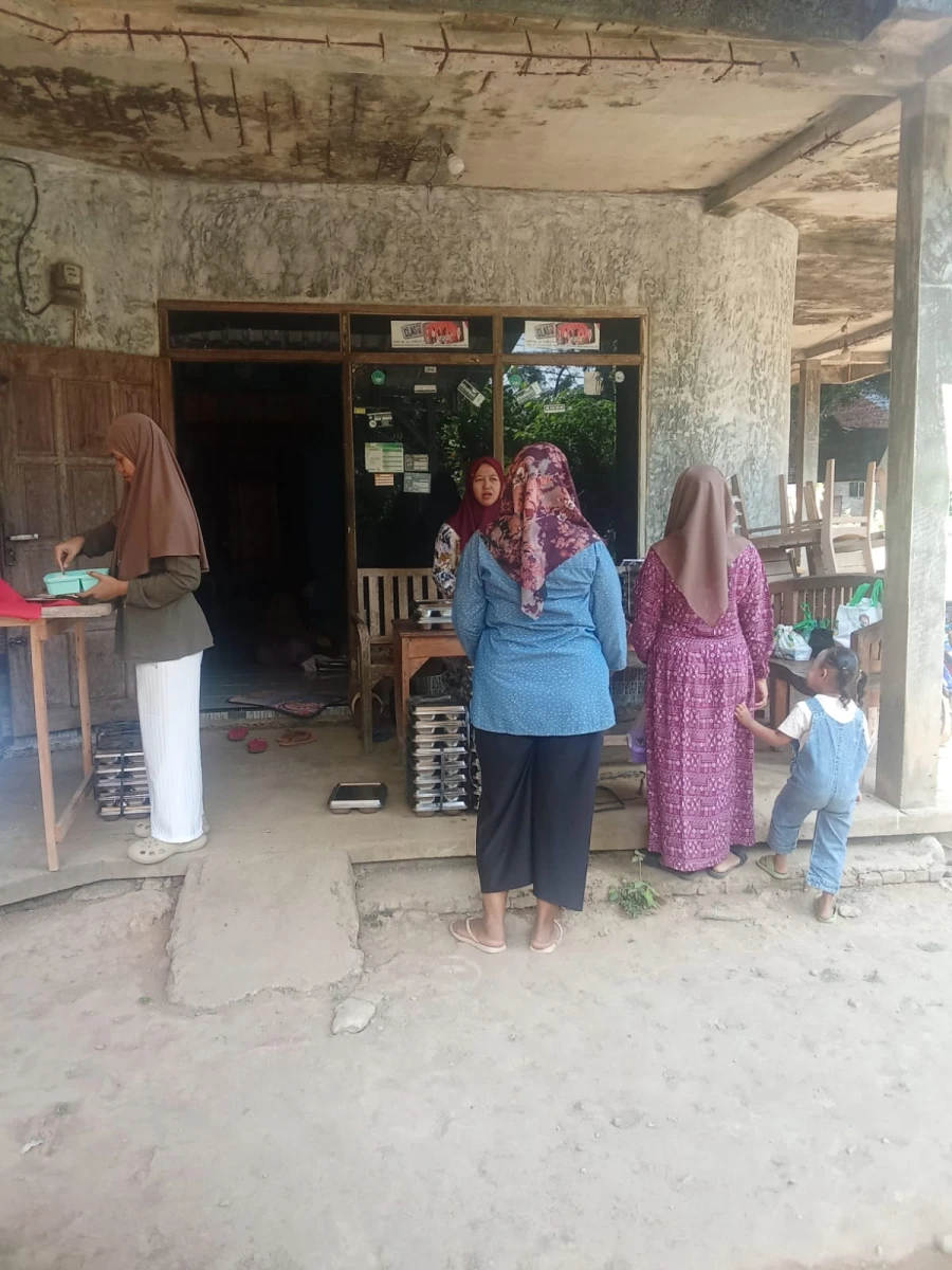 MAKANAN BERGIZI GRATIS ( MBG) 