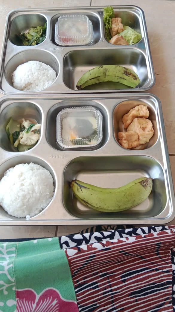MAKANAN BERGIZI GRATIS ( MBG) 