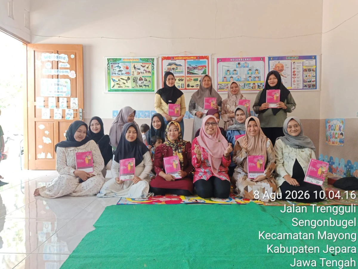 Kegiatan kelas ibu hamil desa Sengonbugel pada hari Sabtu tgl 8 Agustus dengan pemateri dari bidan Puskesmas Mayong 2 