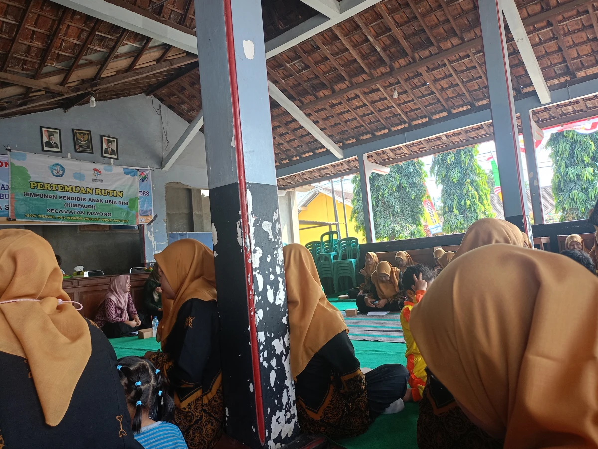 Lembaga PP Melati sengonbugel mengikuti kegiatan Pertemuan Rutin Himpaudi kecamatan Mayong bertempat di PP Nusa Indah 