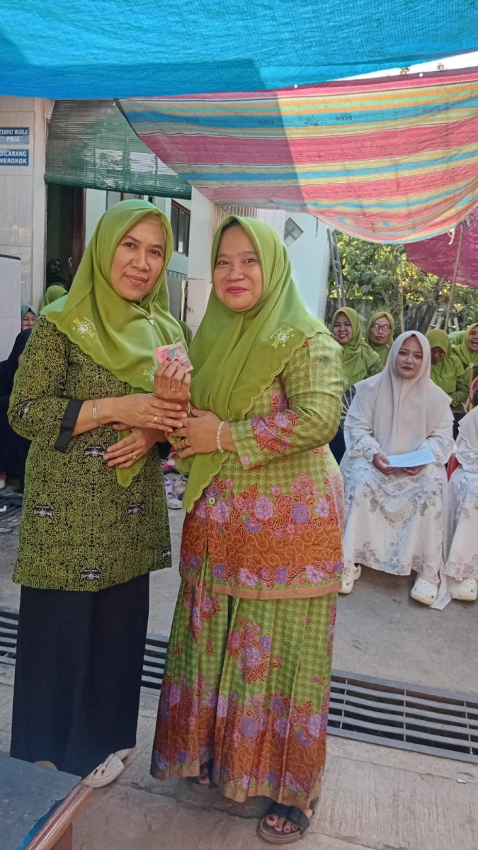 Pengajian Umum Muslimat Desa Mayonglor