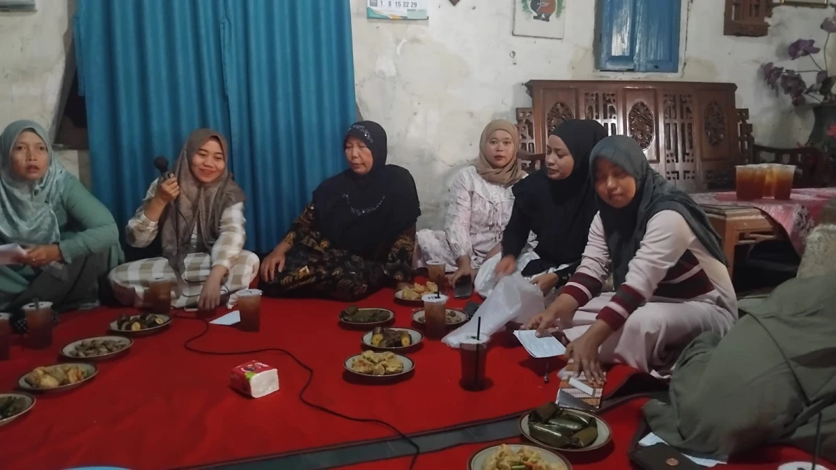 Pertemuan Rutin Dawis Wijaya Kusuma RT 01/03