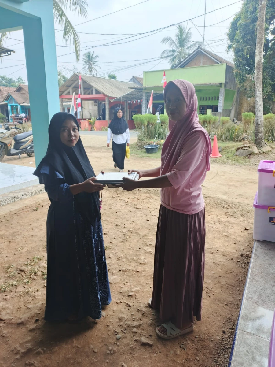 Pemberian MBG ibu hamil di desa bomo 2026