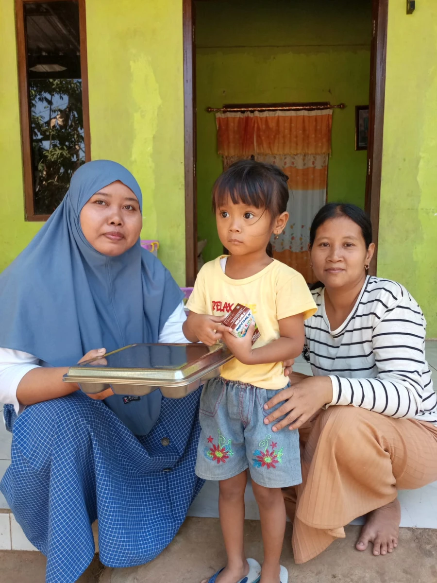 Pemberian MBG  bagi anak balita di desa tamansari2026
