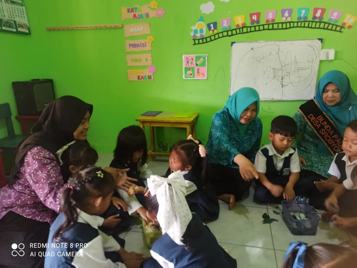 KUNJUNGAN BUNDA  PAUD 