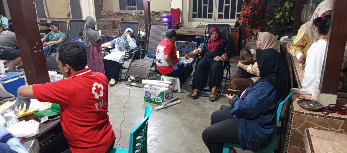 DONOR DARAH DI DESA MAYONGLOR