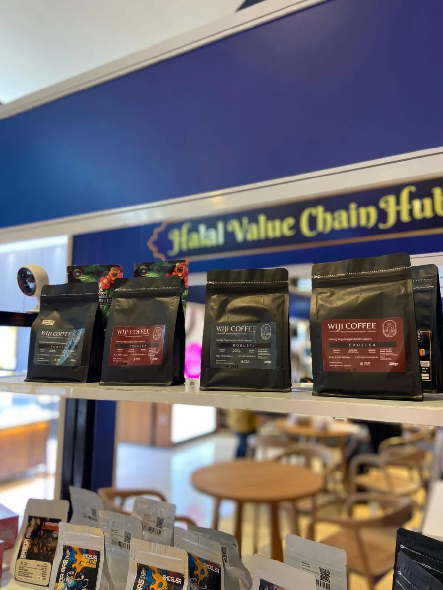Produk UMKM Rumah Tumbuh, Wiji Coffee, Turut Meriahkan Halal Mart BQueen Mall Semarang
