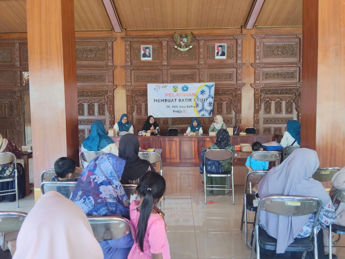 Pelatihan Membuat Batik Celup POKJA II TP. PKK Desa Keling