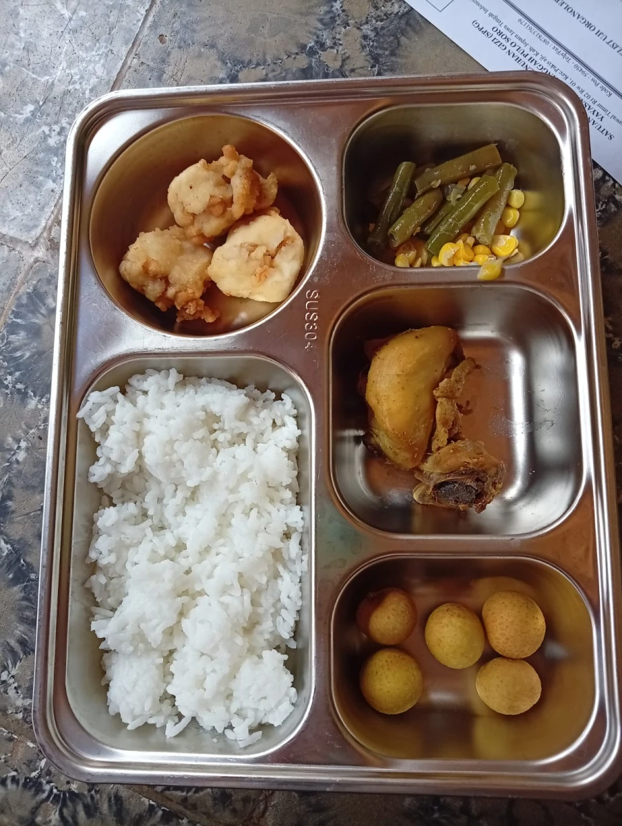 MAKANAN BERGIZI GRATIS ( MBG  ) 