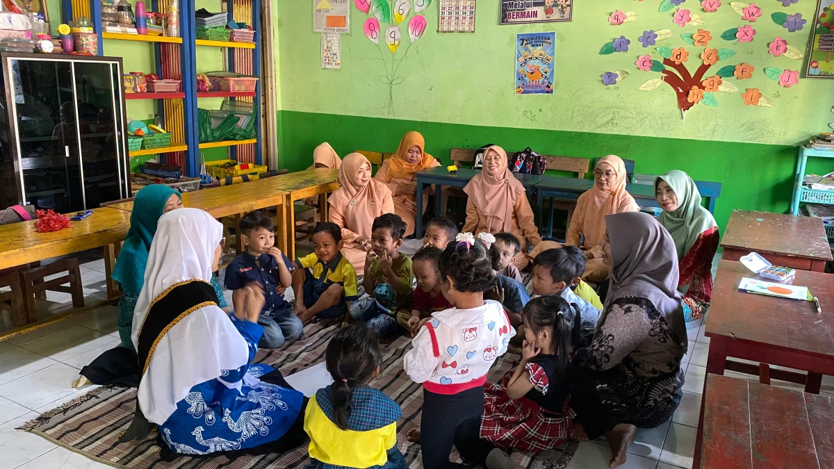 Bunda literasi mengajar 