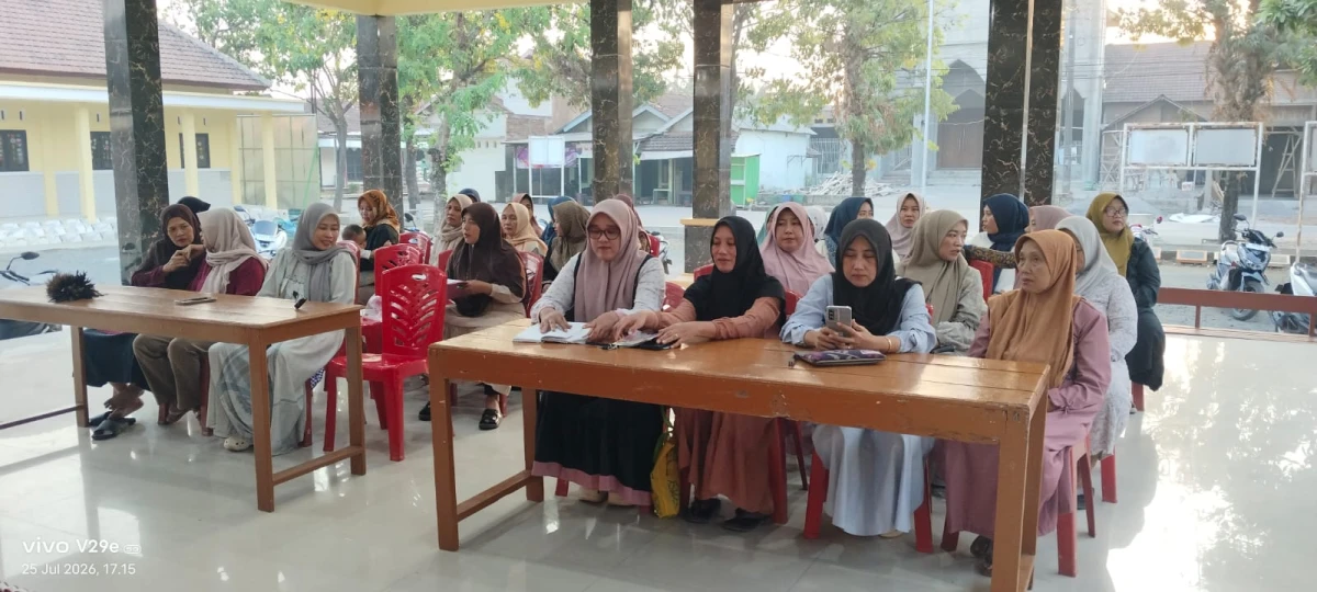 Pertemuan rutin PKK Desa Mayongkidul sosialisasi smart kartini