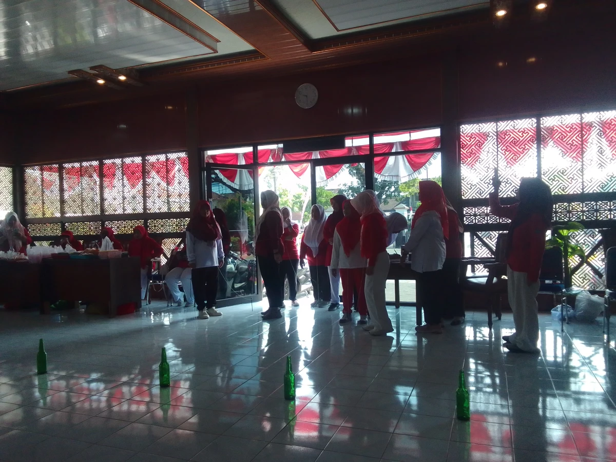 Rapat koordinasi tim penggerak pkk