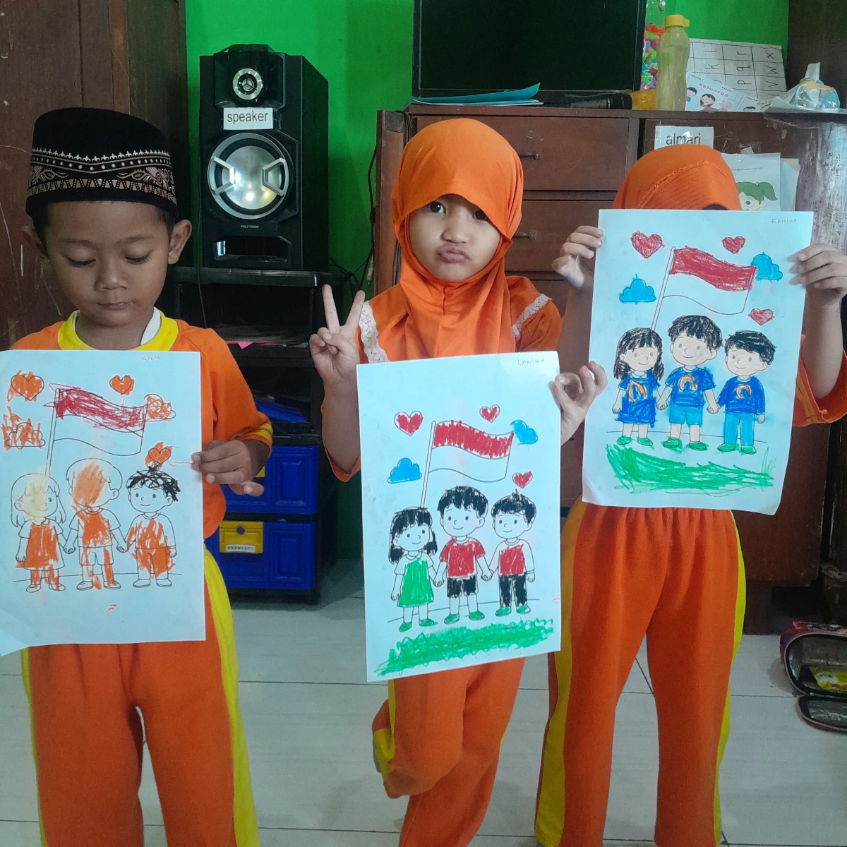 Belajar mewarnai 