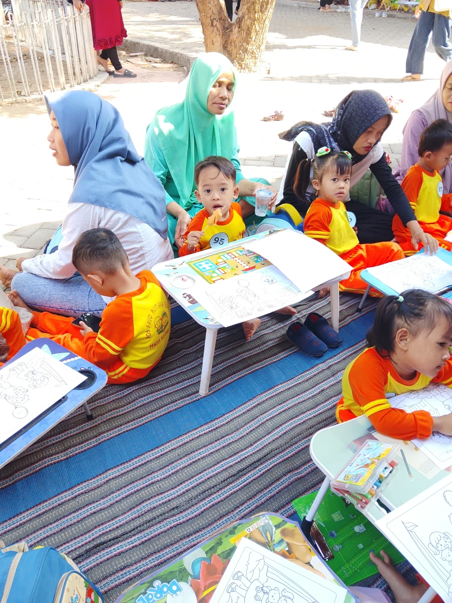 Mengikuti lomba mewarnai memperingati hari kemerdekaan di kecamatan Mayong  2026