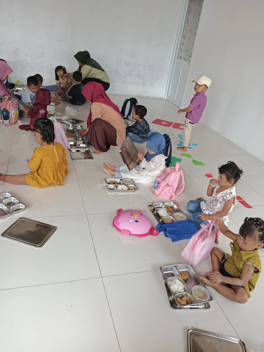 Kegiatan Pembelajaran di Pos Paud Anggrek Ceria Desa Jebol 