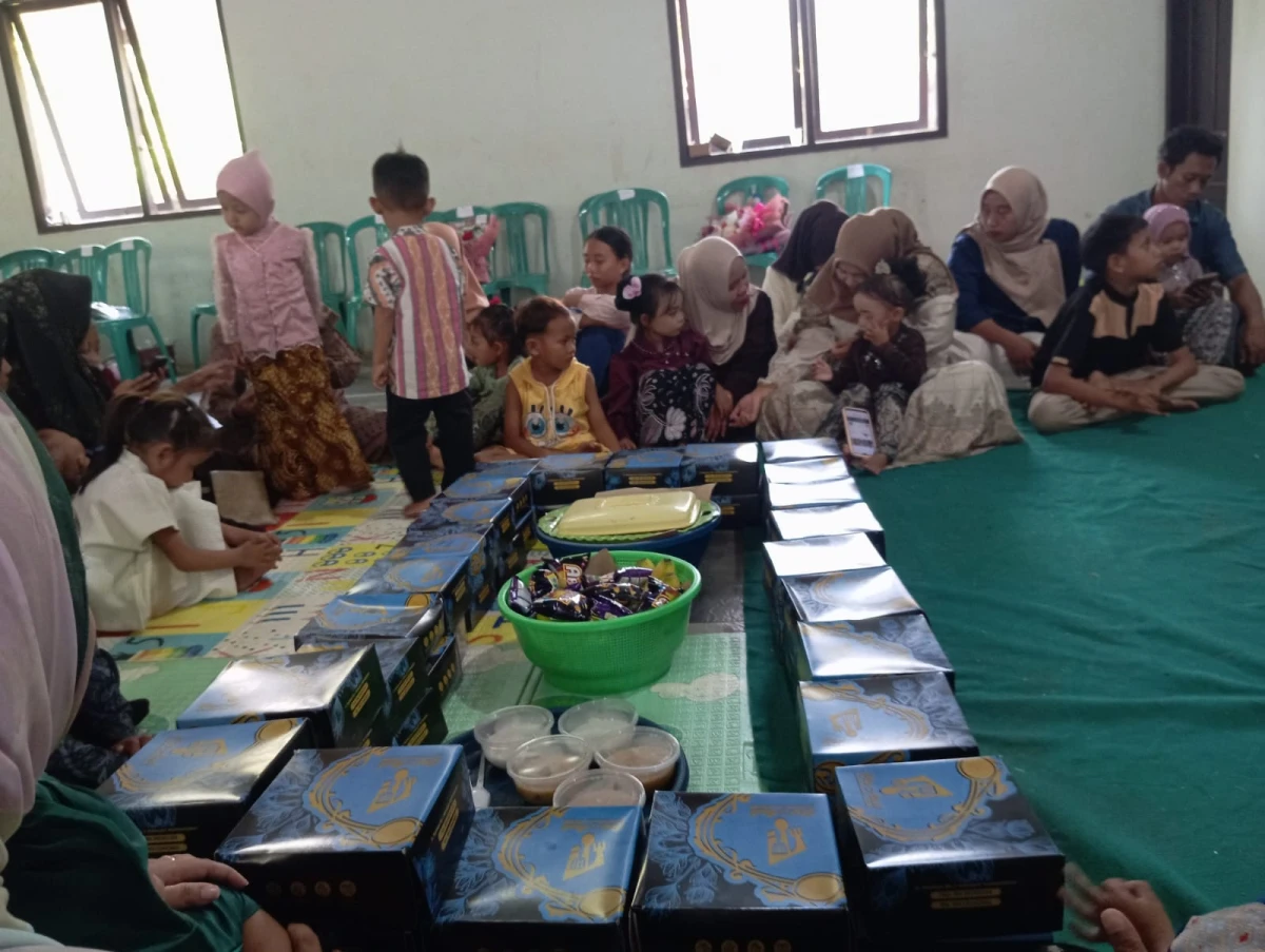 Keceriaan dan Haru Biru Warnai Pelepasan Siswa-Siswi Pos PAUD Mutiara Hati Kemujan 