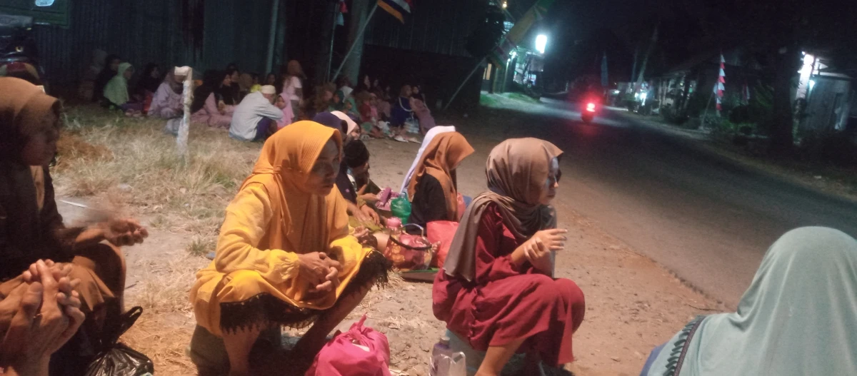 Tradisi Adat Desa PAREN 