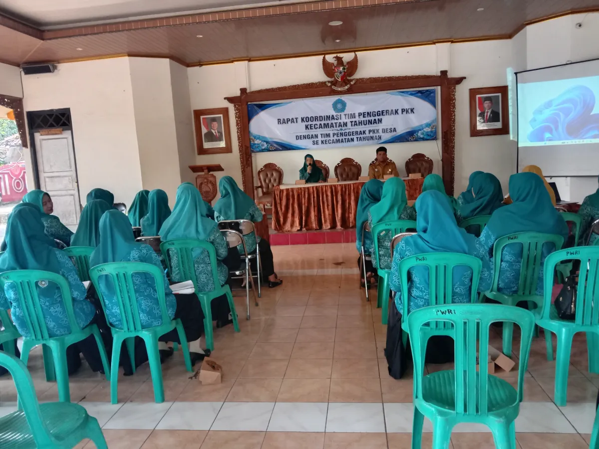 Rapat  Koordinasi Tim Penggerak PKK Desa SE kecamatan Tahunan