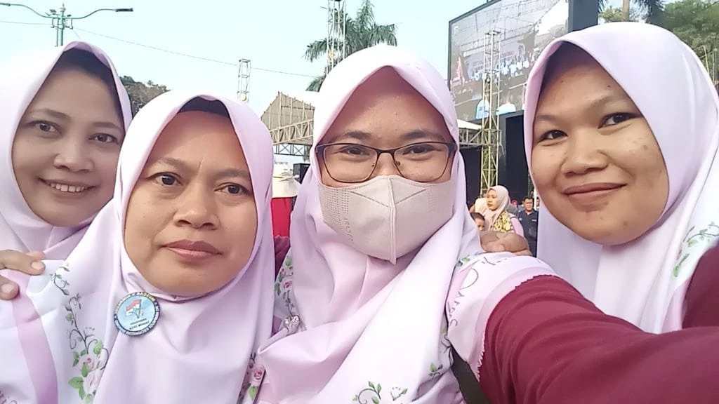 Jalan sehat dalam rangka peluncuran kartu guru sejahtera Kabupaten Jepara tahun 2026
