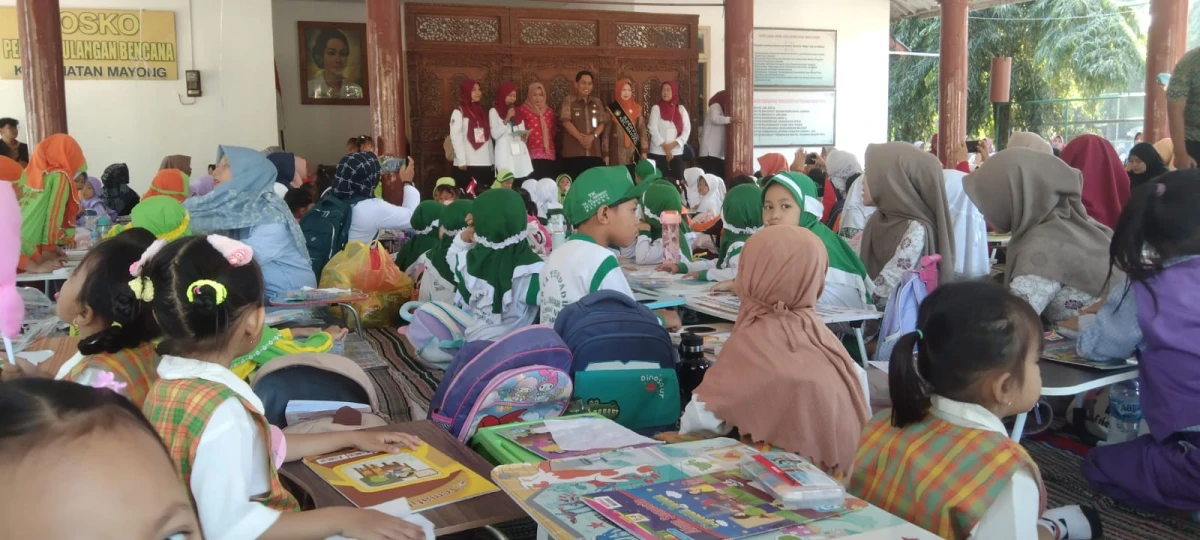 TK NGUDI UTOMO LOMBA MEWARNAI