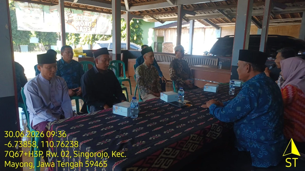 Dukung Kelancaran Governance Desa, Sekretaris TP PKK Desa Singorojo Ikut Serta dalam Panitia dan Sosialisasi Pemilihan Perangkat Desa