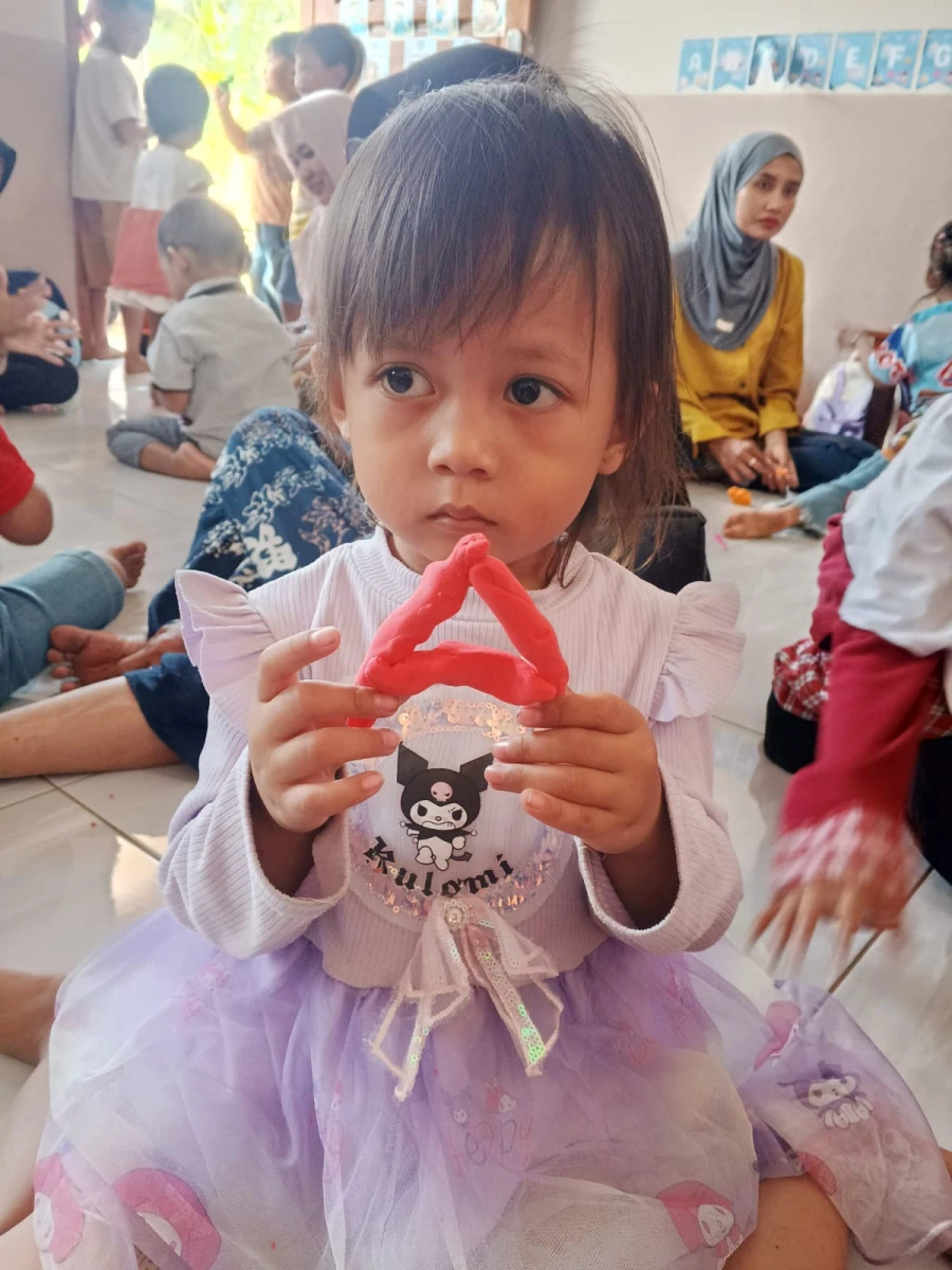 Membuat huruf A dari APE platisin