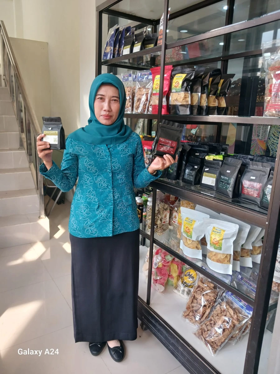 KETUA TP PKK KECAMATAN PAKIS AJI KE DEKRANASDA KABUPATEN JEPARA