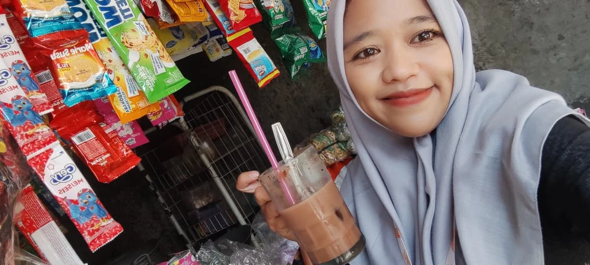 kedai es dan jajan
