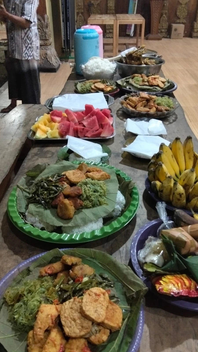 MALAM TIRAKATAN
