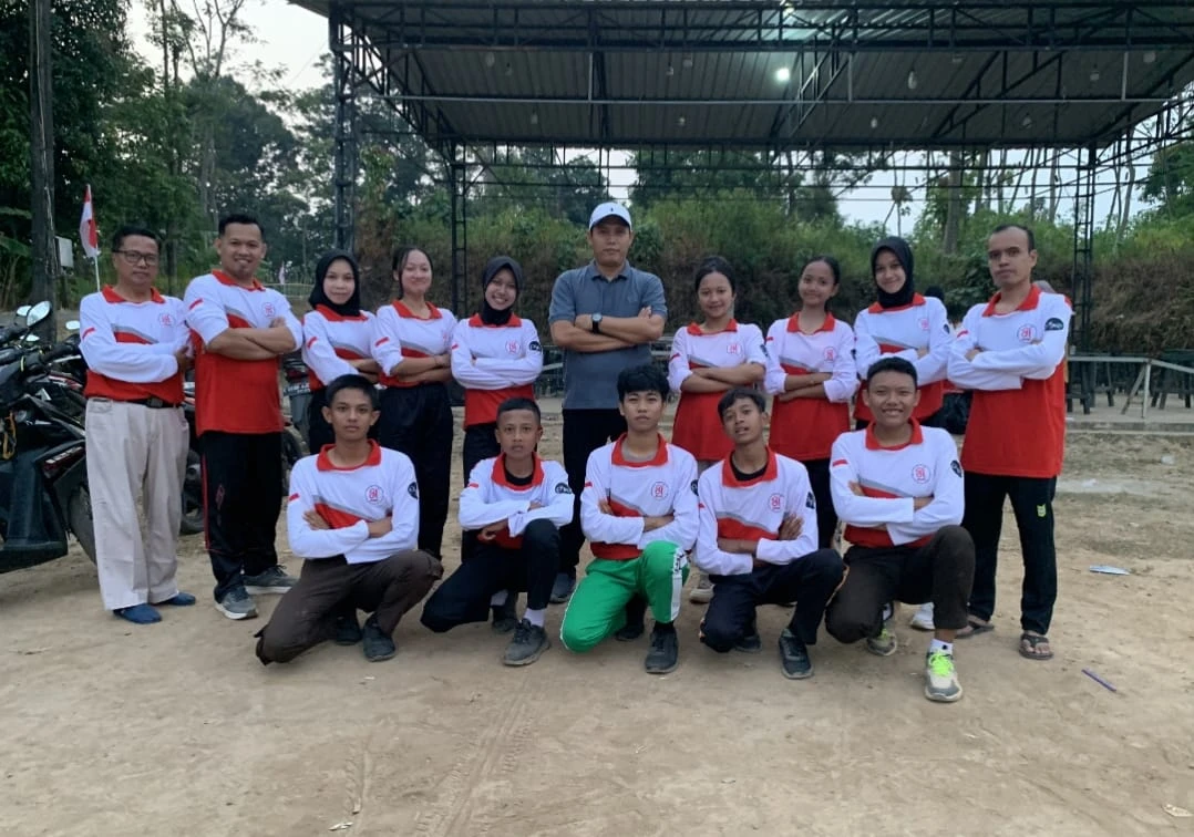 LATIHAN UPACARA
