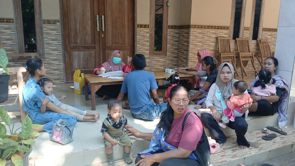 Kegiatan Posyandu ILP RW 05